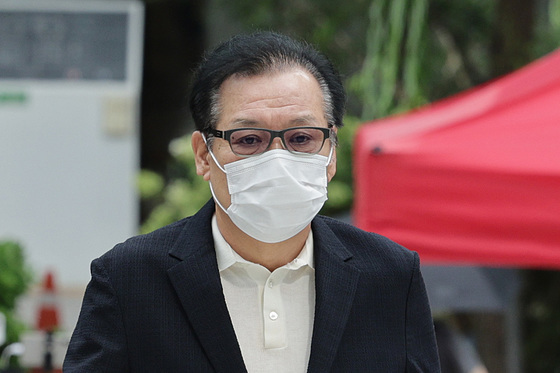 '통일교 청탁' 건진법사 전성배, 항소심 내달 시작…1심 징역 6년