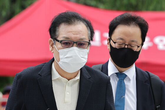 '통일교 청탁 의혹' 건진법사, 첫 특검조사 13시간 만에 종료(종합)