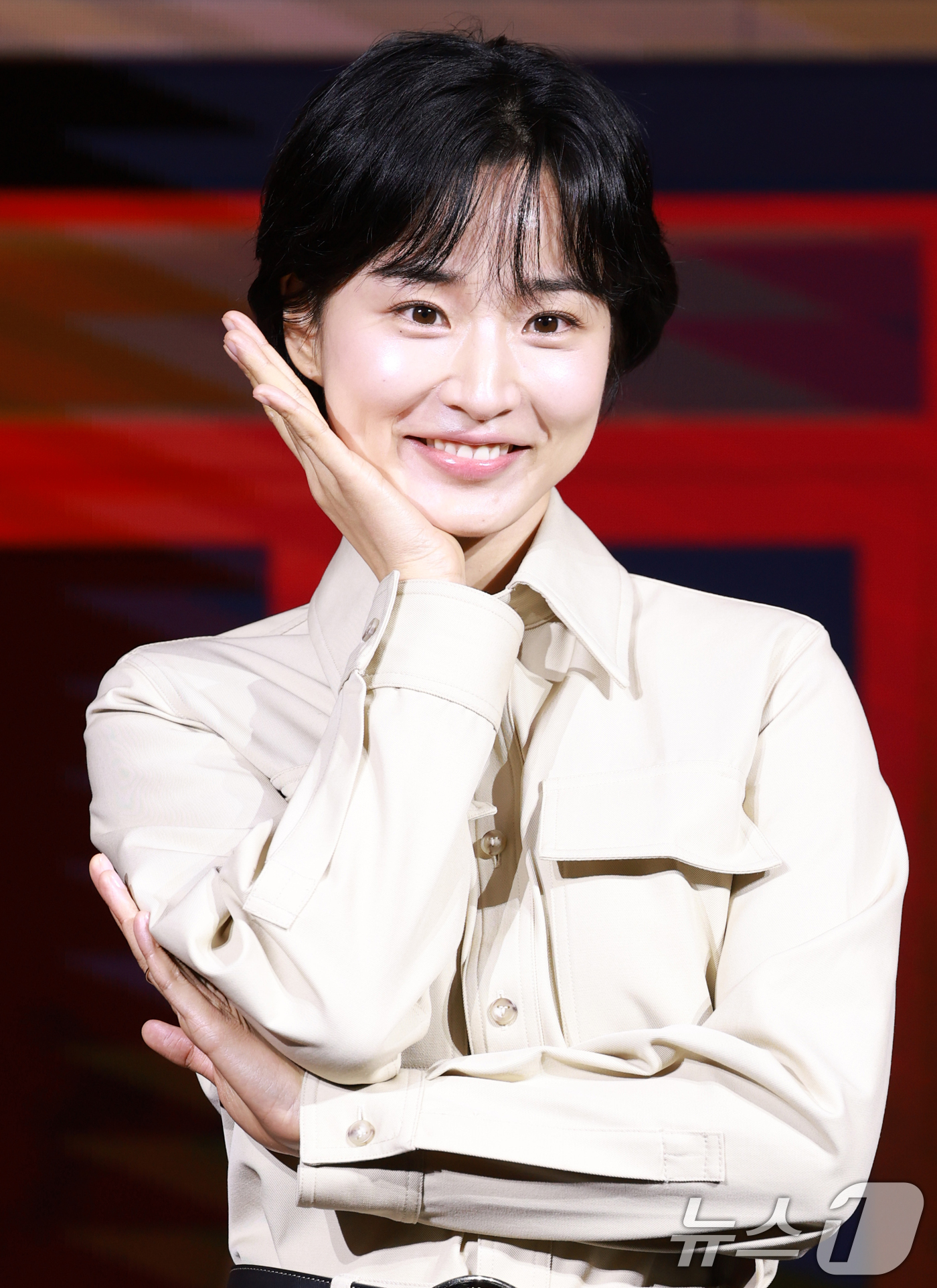 (서울=뉴스1) 권현진 기자 = 배우 방효린이 18일 오전 서울 중구 호텔나루서울엠갤러리에서 열린 넷플릭스 시리즈 '애마' 제작발표회에 참석해 포즈를 취하고 있다.'애마'는 198 …