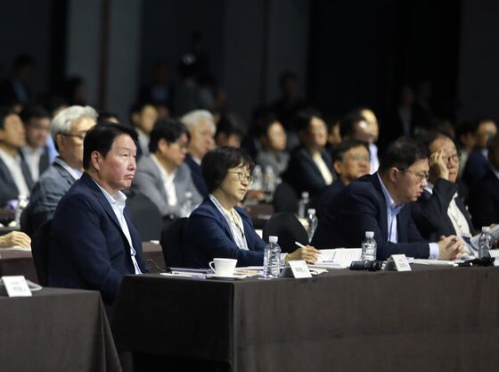 최태원  "글로벌 경쟁서 승리할 소버린 AI 만들겠다"(종합)