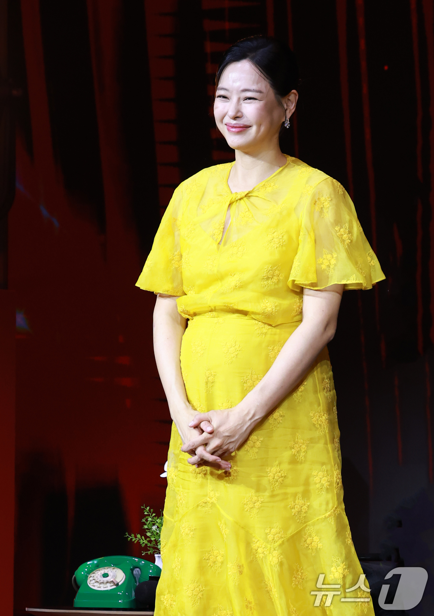 (서울=뉴스1) 권현진 기자 = 배우 이하늬가 18일 오전 서울 중구 호텔나루서울엠갤러리에서 열린 넷플릭스 시리즈 '애마' 제작발표회에 참석해 미소를 짓고 있다.'애마'는 1980 …