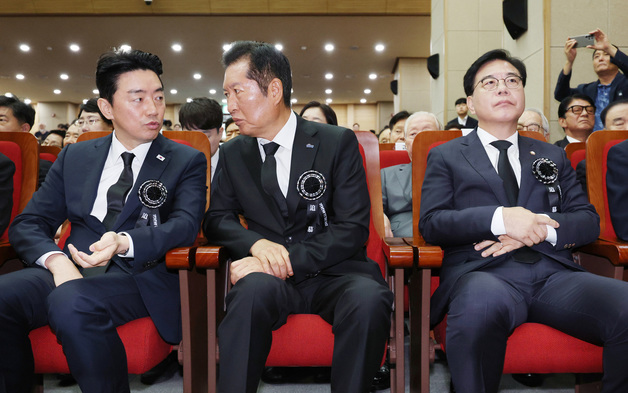 "국힘 대표와 대화" 李대통령 돌아오면…여야 빙하기 풀리나(종합)
