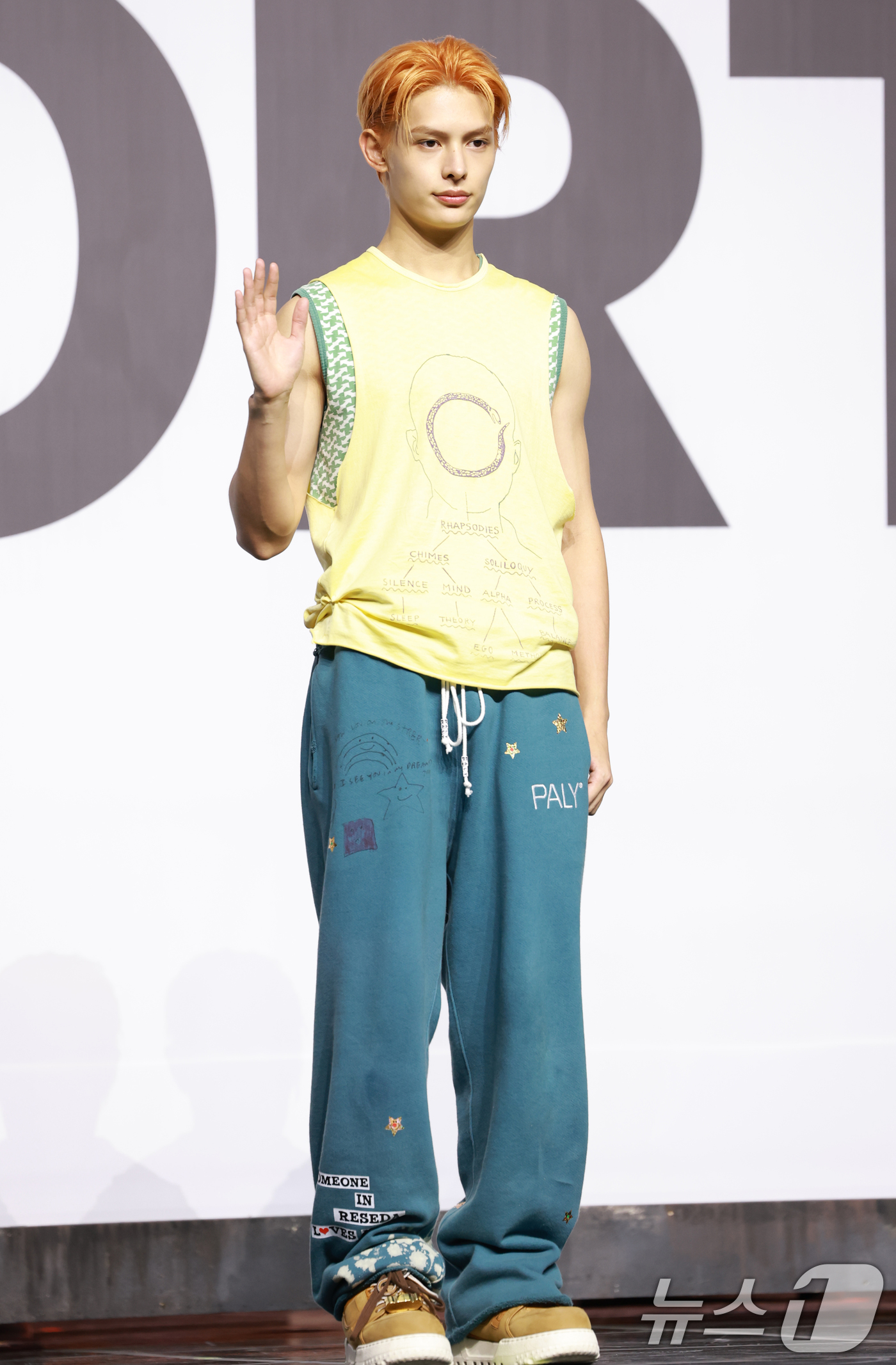 (서울=뉴스1) 권현진 기자 = 보이그룹 코르티스(CORTIS)의 제임스가 18일 오후 서울 용산구 블루스퀘어에서 가진 데뷔 앨범 ‘컬러 아웃사이드 더 라인즈(COLOR OUTSI …