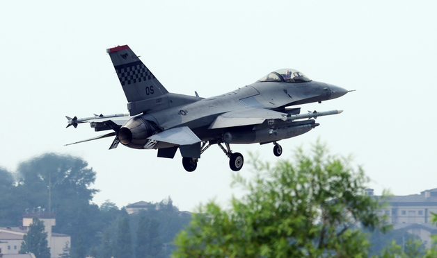 美 공군, F-16 3개 대대 오산·군산 배치…슈퍼비행대대 시범 종료