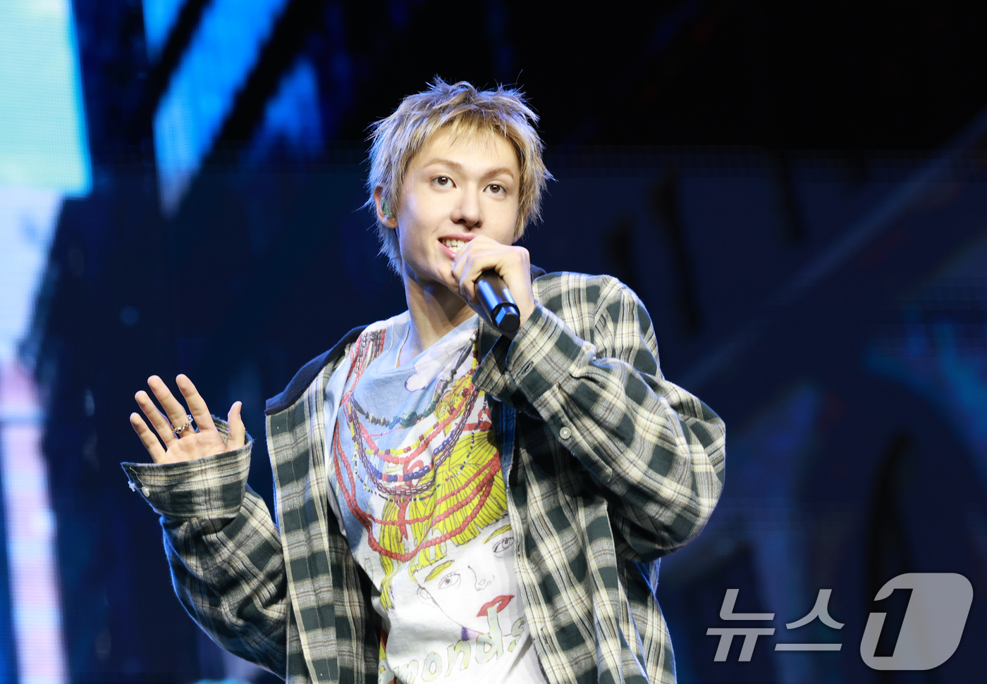 (서울=뉴스1) 권현진 기자 = 보이그룹 코르티스(CORTIS) 마틴이 18일 서울 용산구 블루스퀘어에서 가진 데뷔 앨범 ‘컬러 아웃사이드 더 라인즈(COLOR OUTSIDE TH …