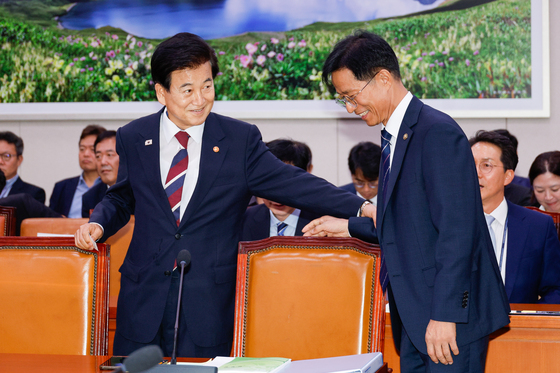 민주평통, 내년 상임위원회 운영 방향 논의…정동영 장관 강연