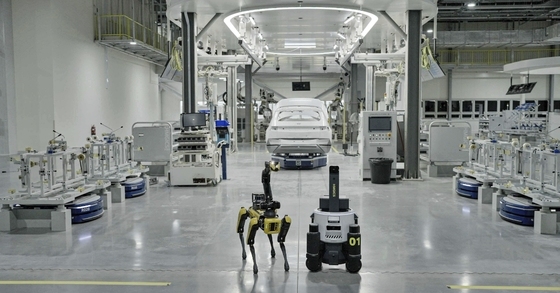 "로봇 덕에 자동차 부품 80% 싸게 제작"…전북대 피지컬AI 시동