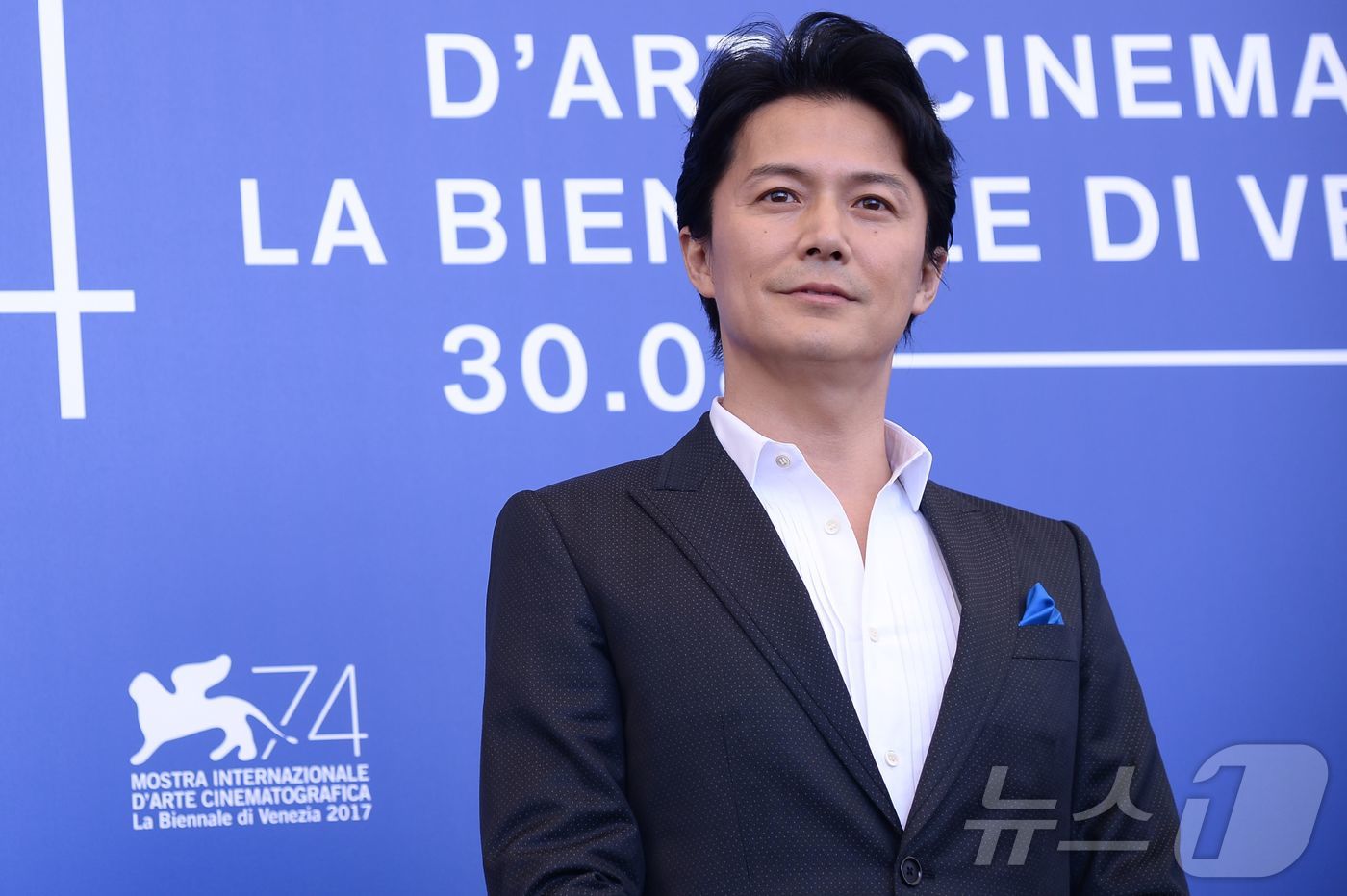 (베네치아 AFP=뉴스1) 김경민 기자 = 일본 배우 후쿠야마 마사하루가 2017년 9월 5일 베네치아에서 열린 제74회 베네치아 영화제 경쟁 부문에서 상영된 영화 '제3의 살인' …