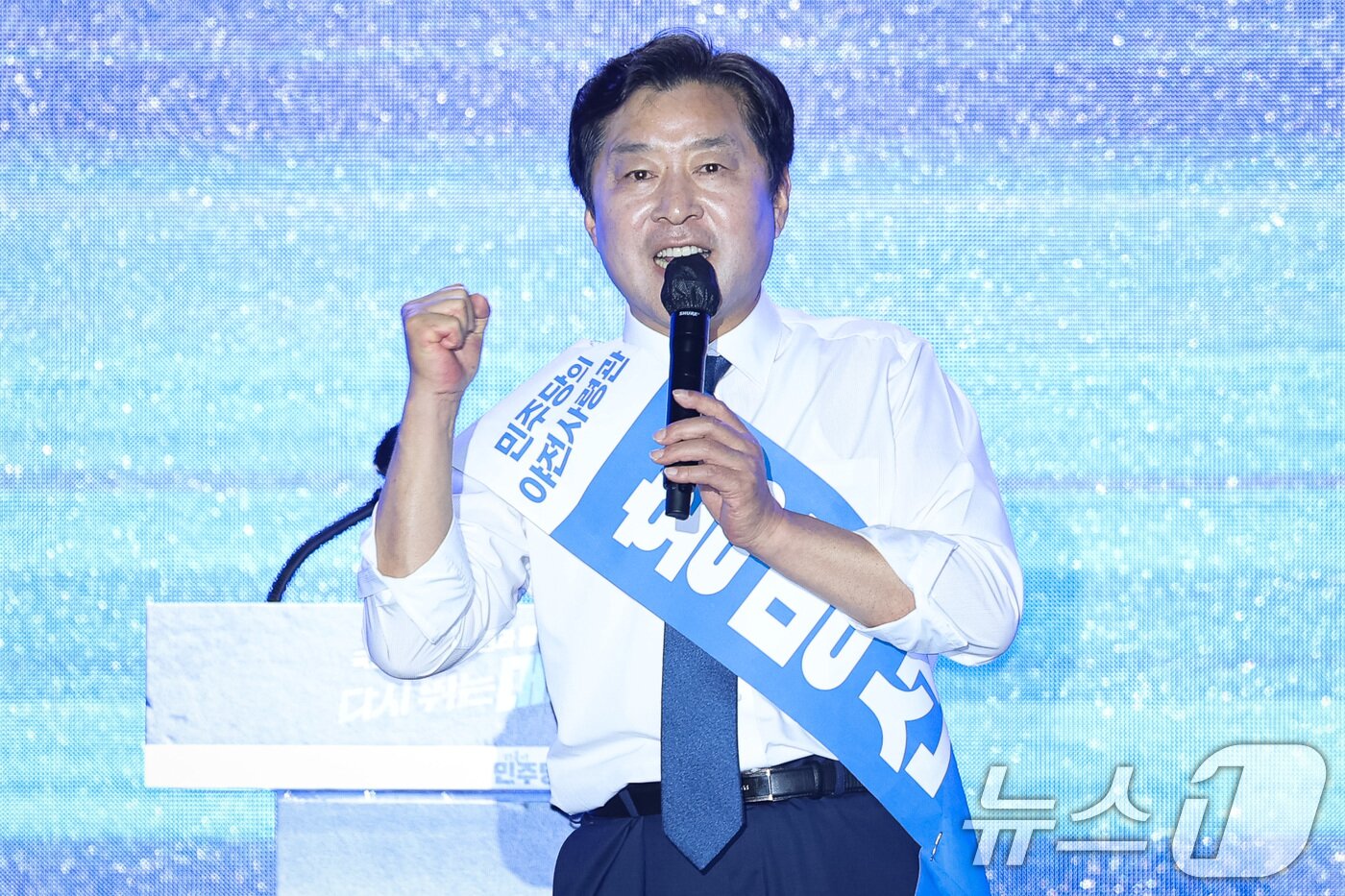 본문 이미지 - 황명선 더불어민주당 최고위원 후보가 2일 경기 고양시 킨텍스에서 열린 제2차 임시전국당원대회에서 정견발표를 하고 있다. 2025.8.2/뉴스1 ⓒ News1 유승관 기자