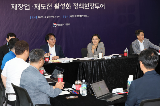 재도전 기업인 찾는다…중기부·창진원 재창업 유공자 12명 포상