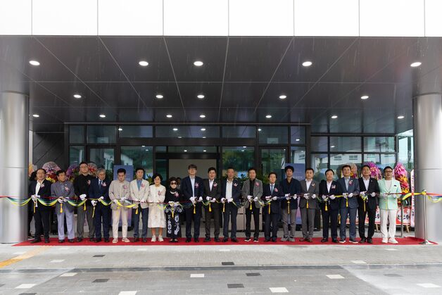 미디어아트 테마파크 '코스믹 리조트' 그랜드 오픈