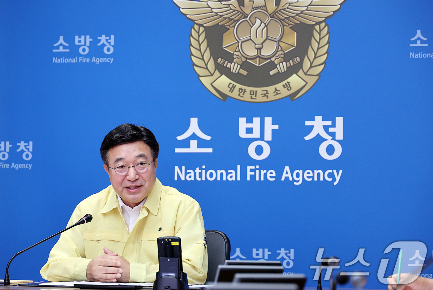 (서울=뉴스1) = 윤호중 행정안전부 장관이 20일 정부세종청사 소방청에서 2025년 을지연습 상황보고를 받은 뒤 모두 발언을 하고 있다. (행정안전부 제공. 재판매 및 DB 금지 …