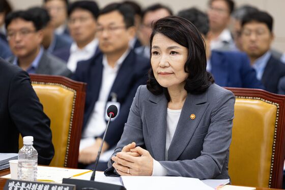 이진숙 방통위원장 "'뇌 구조 이상' 발언 모욕감에 최민희 고소"