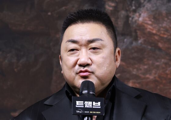 마동석 "'거룩한밤' 실패 반성…창작할때 머리 한움큼씩 빠져"