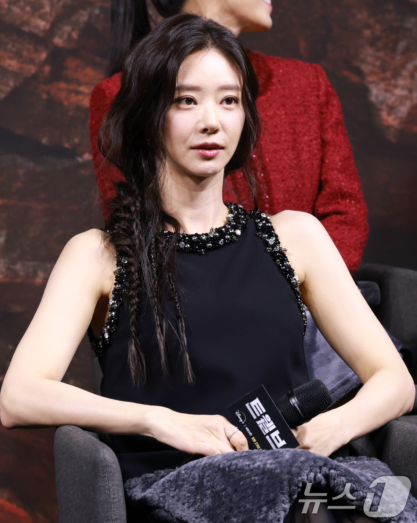 (서울=뉴스1) 권현진 기자 = 배우 이주빈이 20일 오전 서울 중구 앰배서더 서울 풀만 호텔에서 열린 KBS 2TV 토일 미니시리즈 '트웰브' 제작발표회에 참석해 매력을 발산하고 …