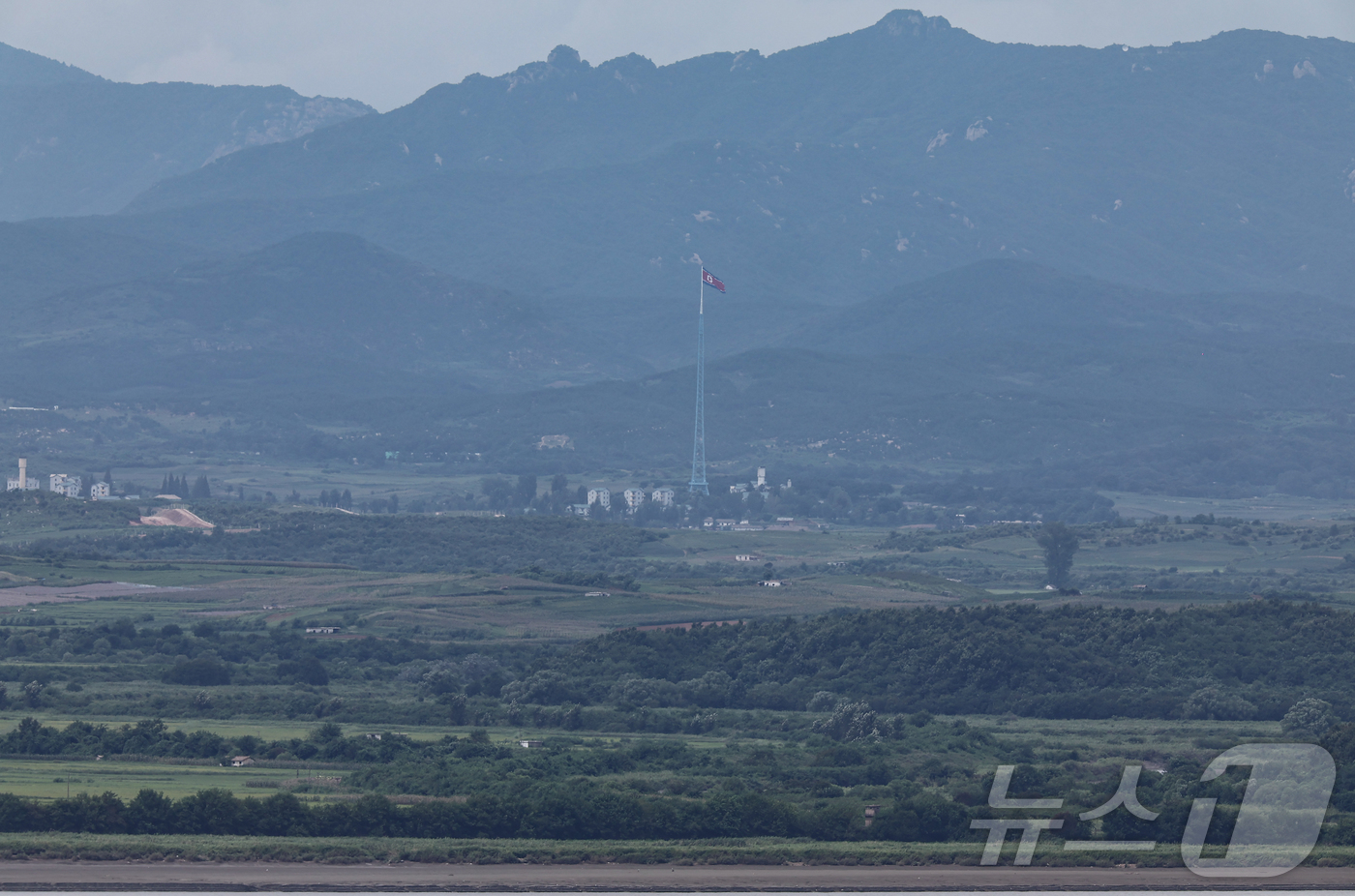 (파주=뉴스1) 김도우 기자 = 김여정 북한 노동당 부부장이 20일 이재명 대통령의 실명을 거론하면서 "한국은 우리 국가의 외교상대가 될 수 없다"고 밝혔다.사진은 20일 경기 파 …
