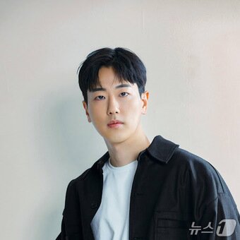 본문 이미지 - 김영민 보컬트레이너(에어비앤비 제공)