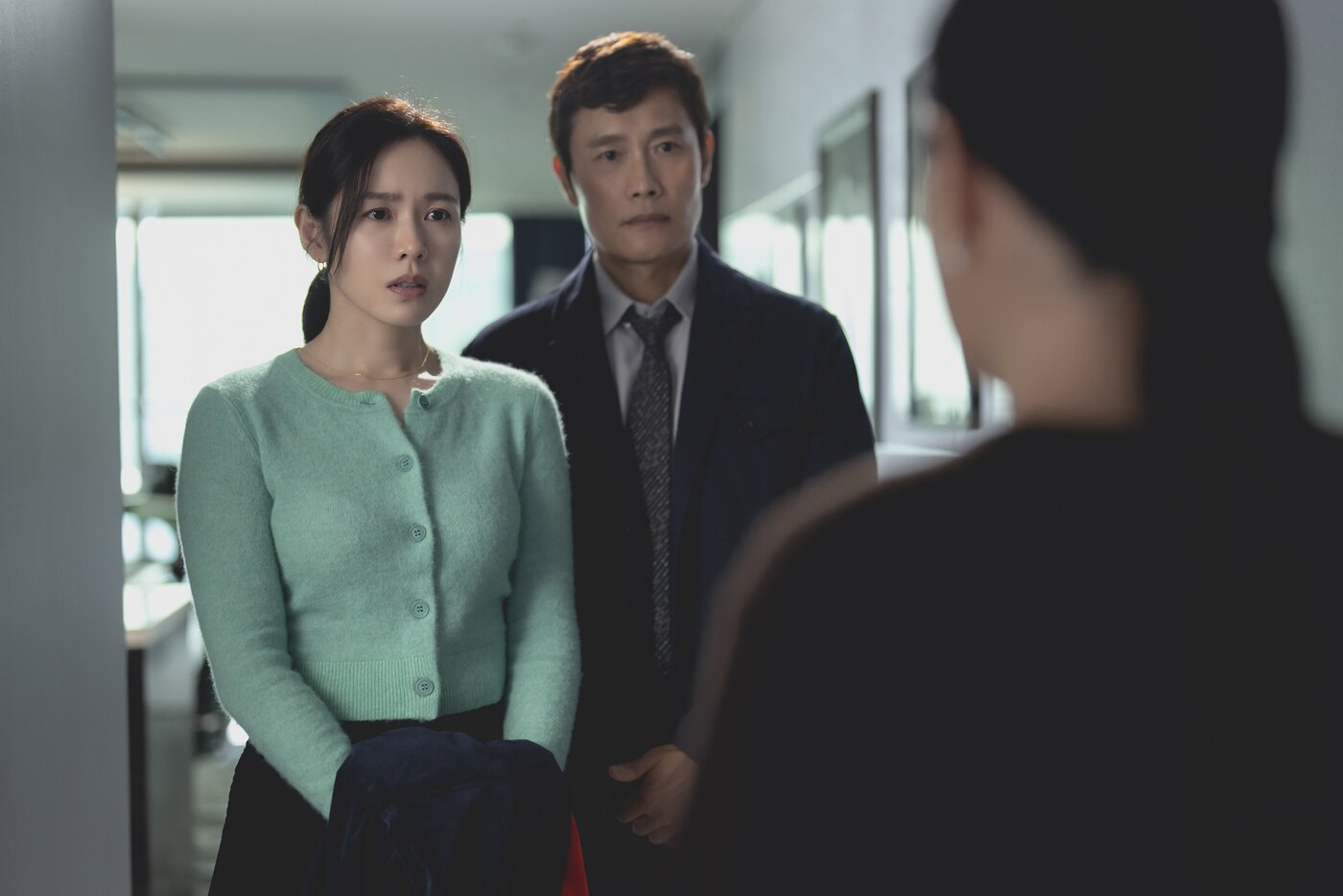 본문 이미지 - &#39;어쩔수가 없다&#39; 스틸 컷