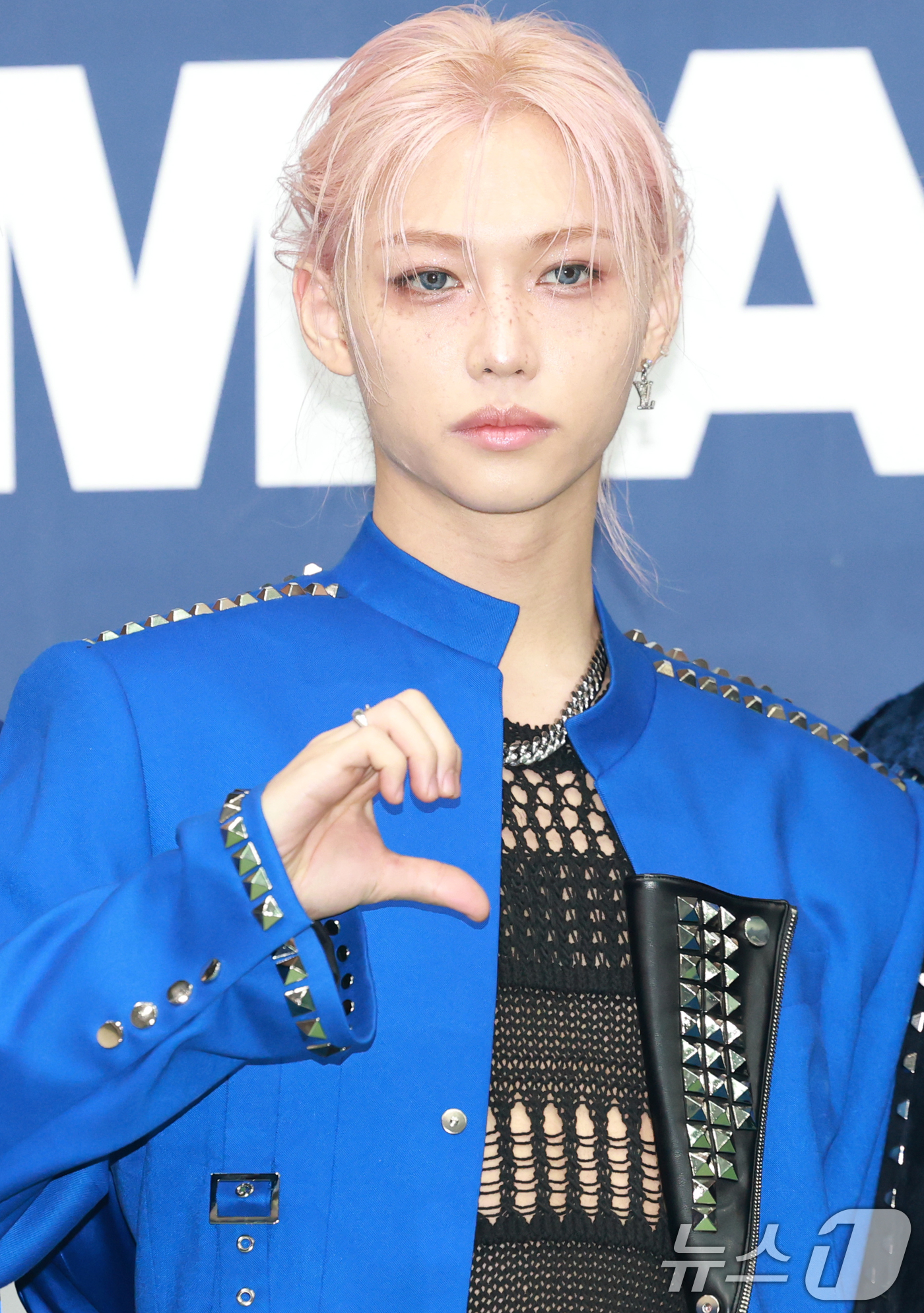 (서울=뉴스1) 권현진 기자 = 스트레이 키즈 필릭스가 21일 오후 서울 송파구 잠실 실내체육관에서 열린 '2025 케이 월드 드림 어워즈( K-WORLD DREAM AWARDS …