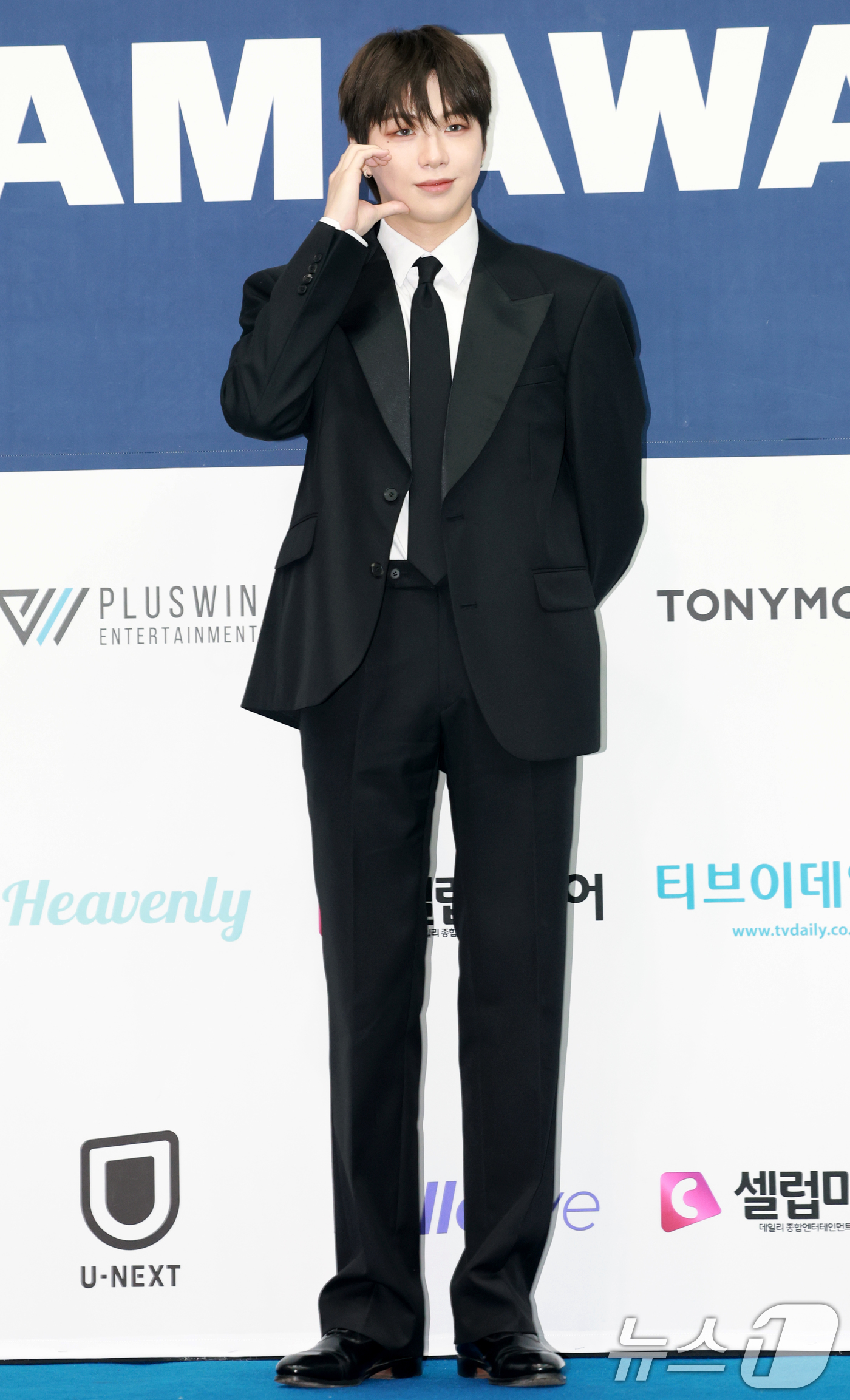 (서울=뉴스1) 권현진 기자 = 가수 강다니엘이 21일 오후 서울 송파구 잠실 실내체육관에서 열린 '2025 케이 월드 드림 어워즈( K-WORLD DREAM AWARDS 2025 …