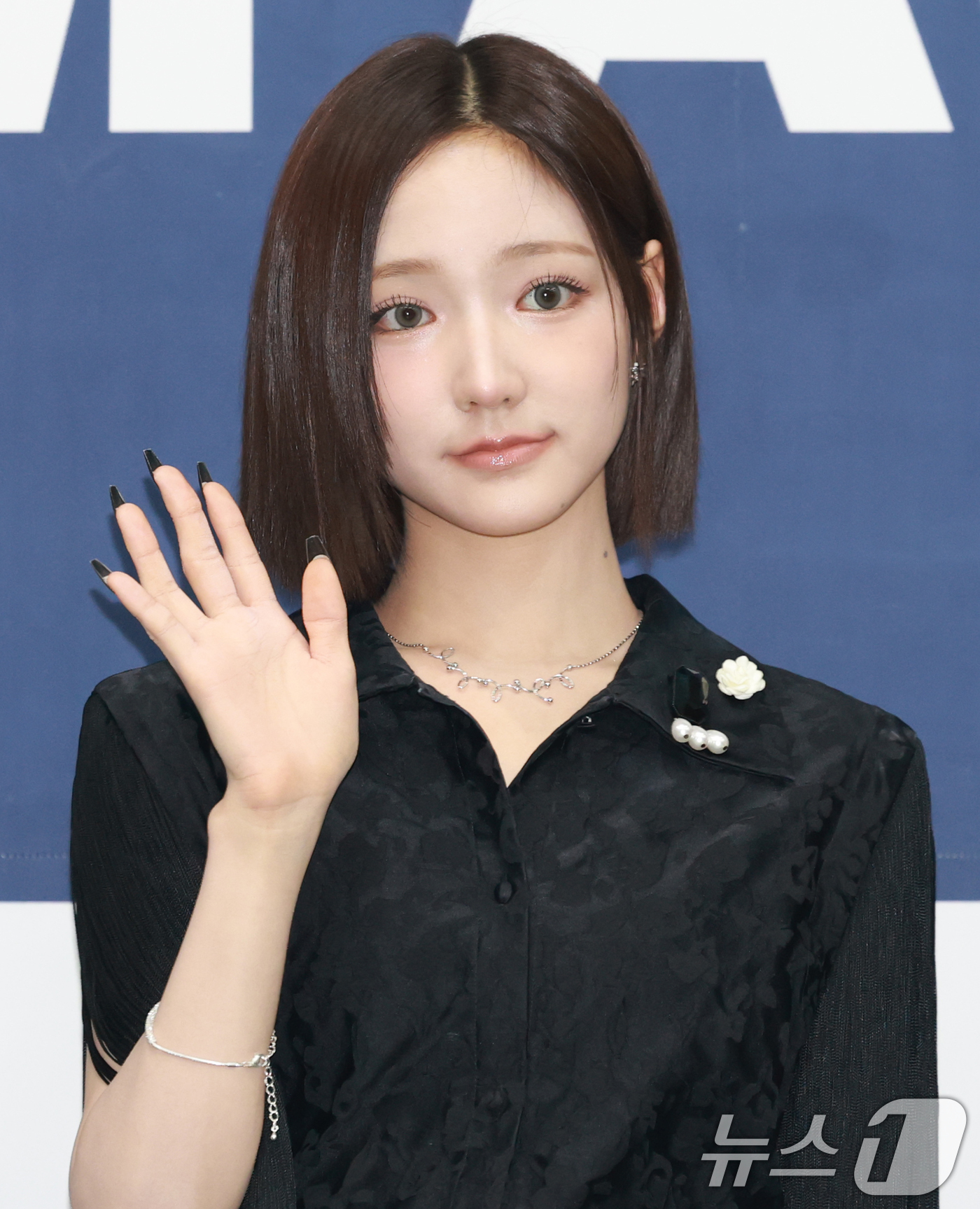 (서울=뉴스1) 권현진 기자 = 그룹 키키 지유가 21일 오후 서울 송파구 잠실 실내체육관에서 열린 '2025 케이 월드 드림 어워즈( K-WORLD DREAM AWARDS 202 …