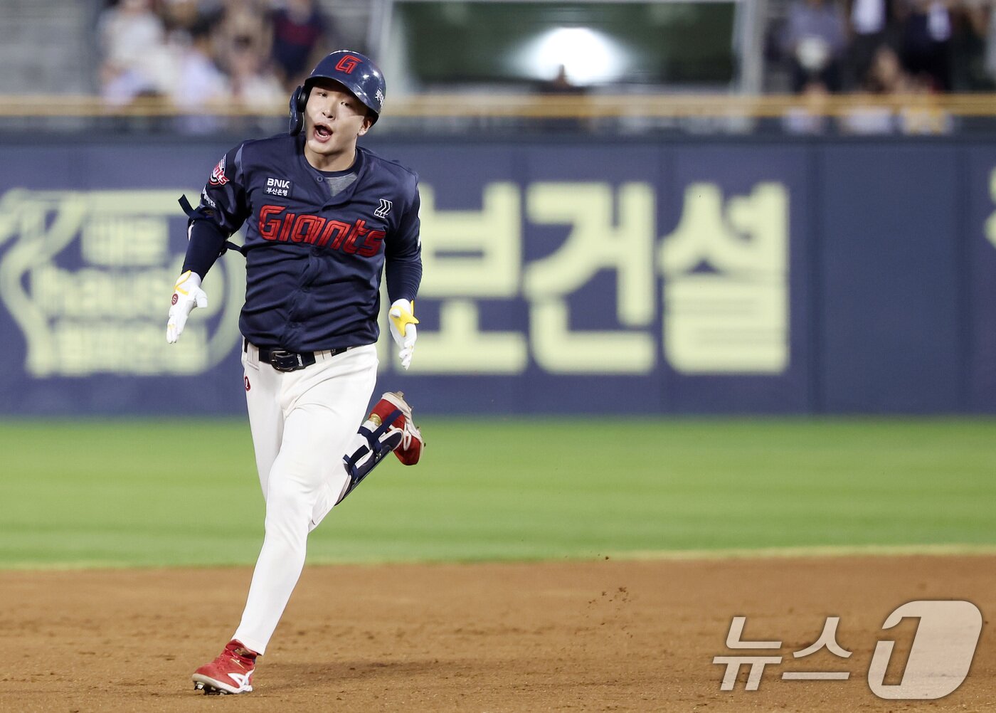 본문 이미지 - 롯데 자이언츠 이호준. 2025.8.21/뉴스1 ⓒ News1 김성진 기자