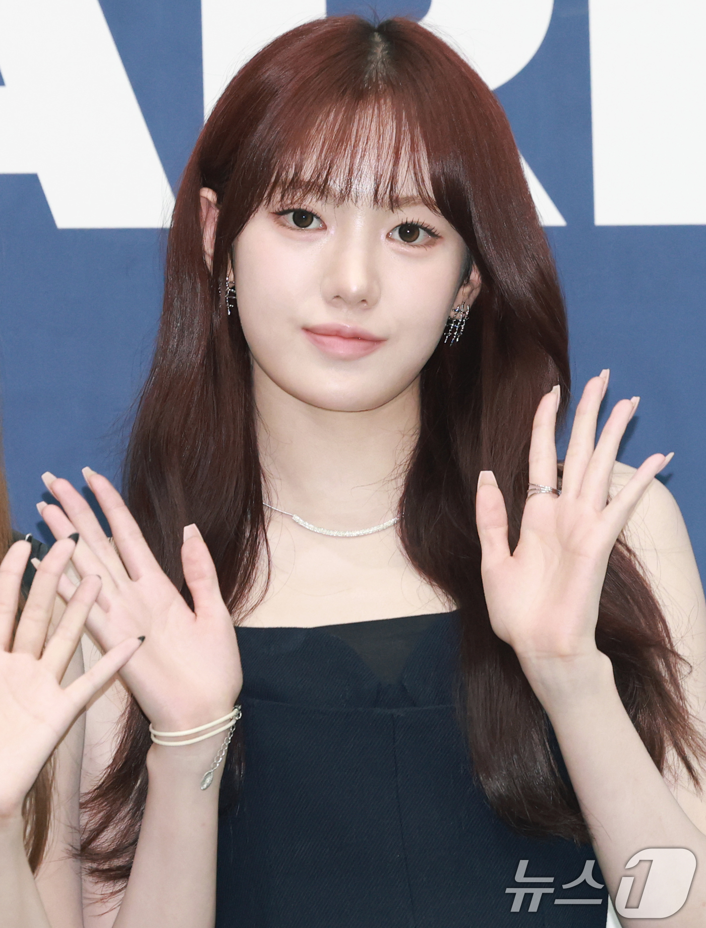 키키 수이, 상큼 인사 - 뉴스1