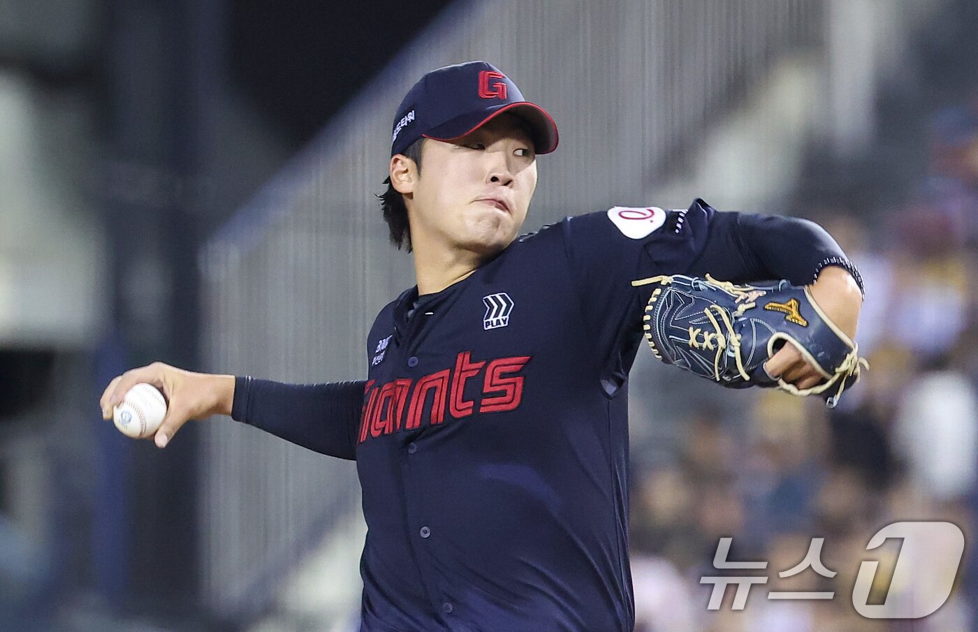 본문 이미지 - 롯데 자이언츠 투수 이민석. 2025.8.21/뉴스1 ⓒ News1 김성진 기자