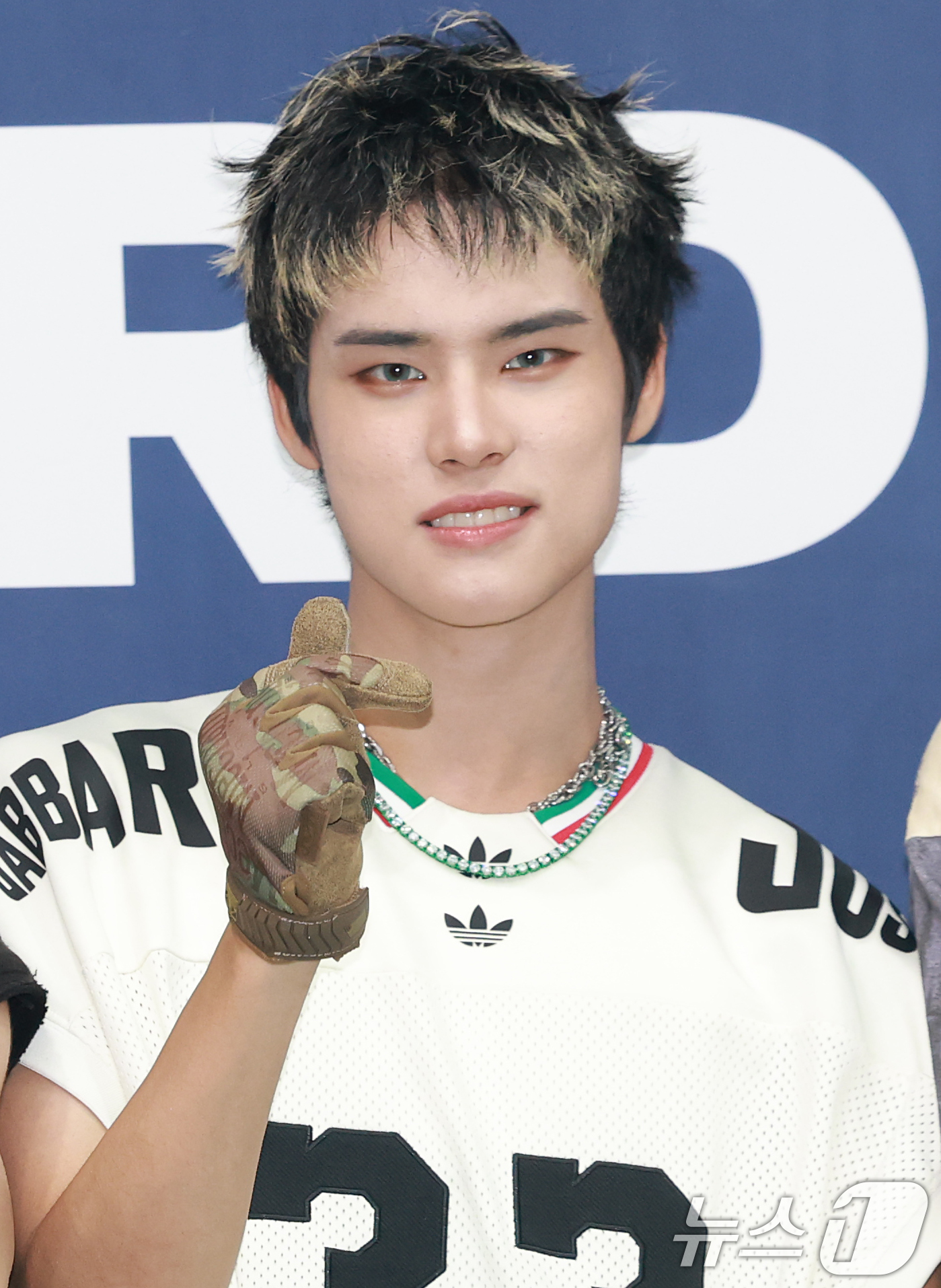 (서울=뉴스1) 권현진 기자 = 뉴비트 전여여정이 21일 오후 서울 송파구 잠실 실내체육관에서 열린 '2025 케이 월드 드림 어워즈( K-WORLD DREAM AWARDS 202 …