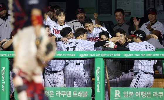 '끈질긴 뒷심' LG, 롯데와 6-6 무승부…한화 5연패 수렁(종합)