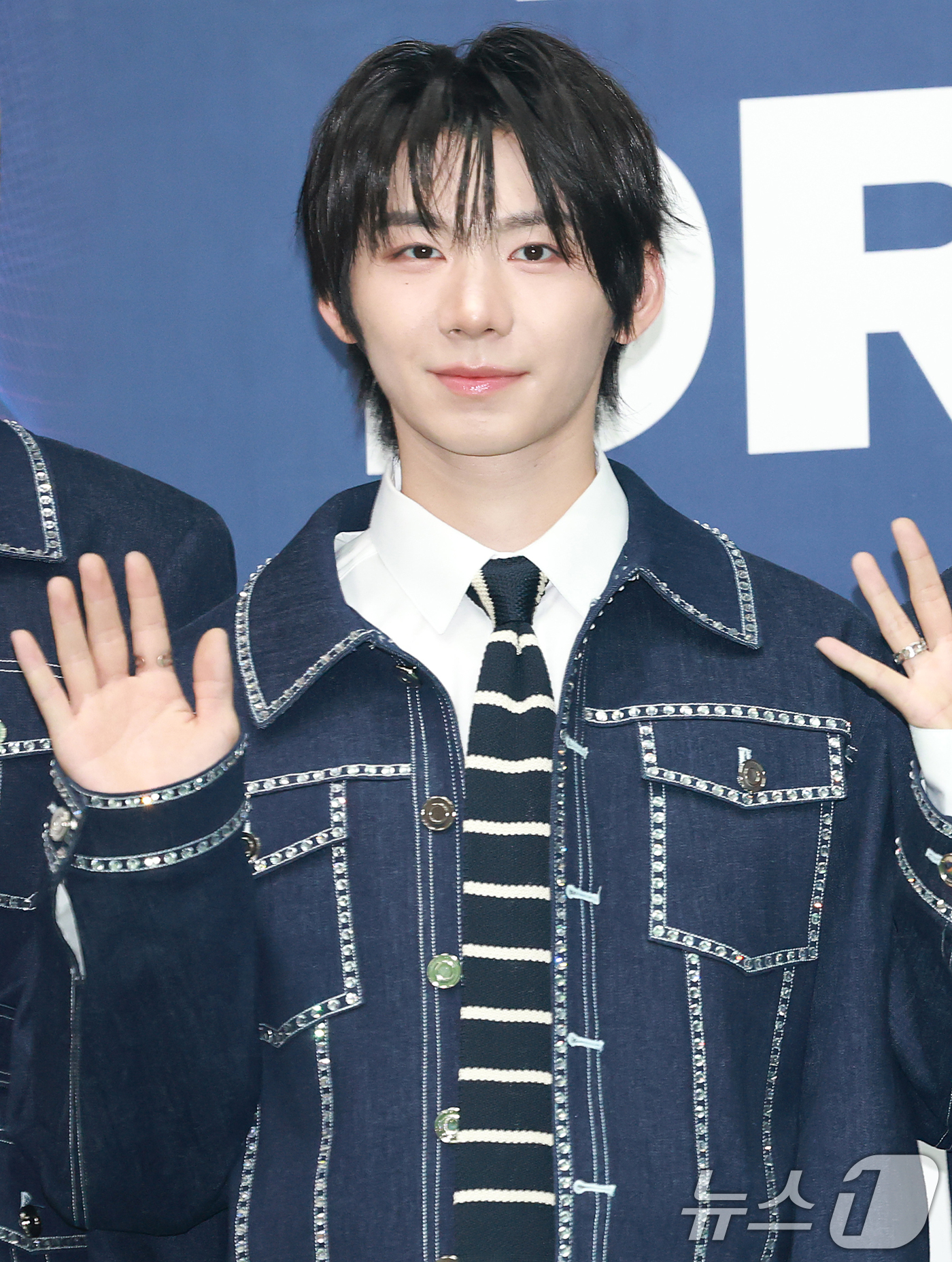 (서울=뉴스1) 권현진 기자 = 그룹 아홉 박한이 21일 오후 서울 송파구 잠실 실내체육관에서 열린 '2025 케이 월드 드림 어워즈( K-WORLD DREAM AWARDS 202 …