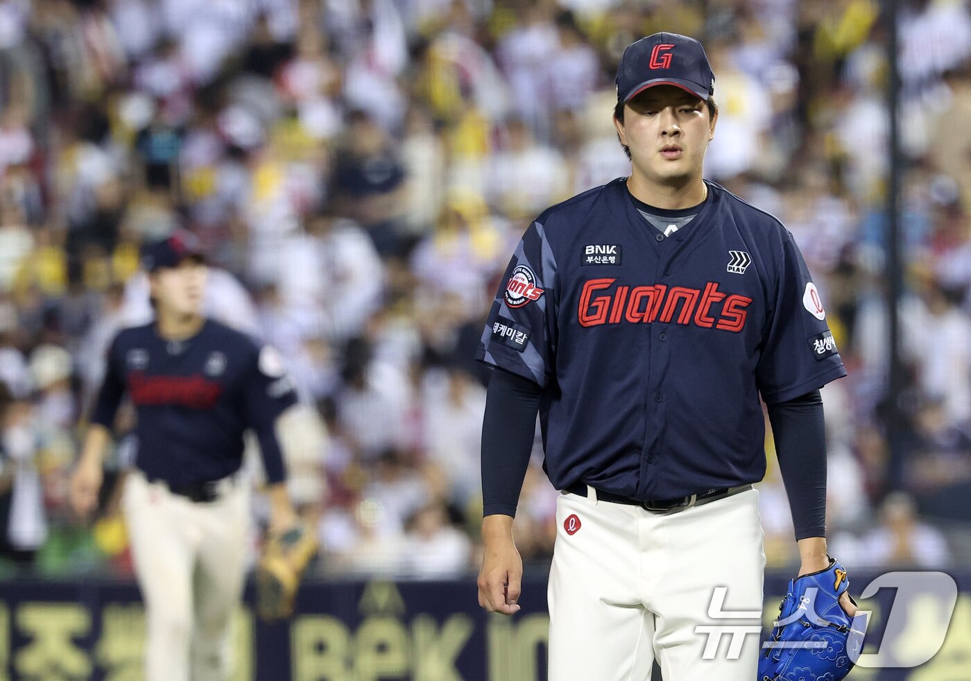 본문 이미지 - 롯데 자이언츠 마무리 투수 김원중. 2025.8.21/뉴스1 ⓒ News1 김성진 기자