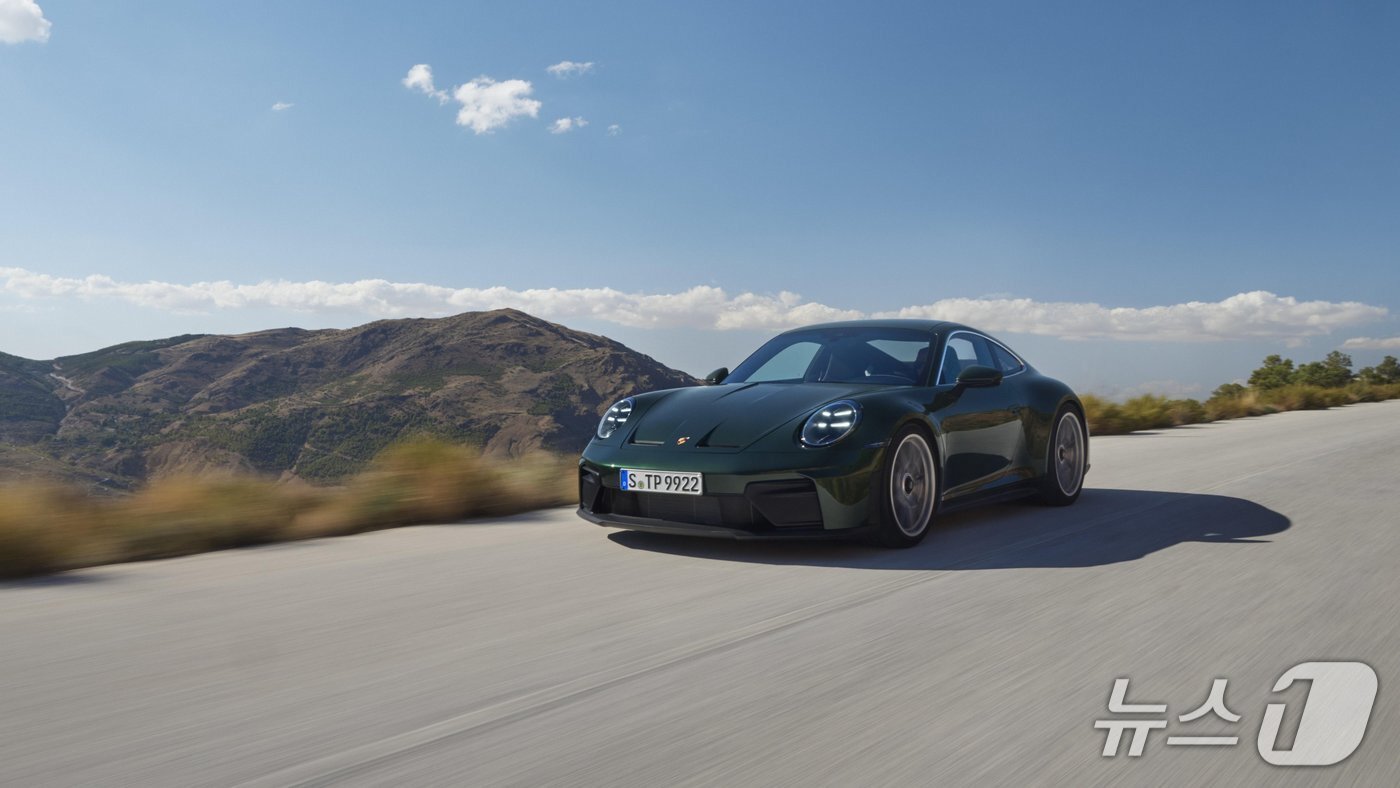 본문 이미지 - 포르쉐 신형 911 GT3 투어링 패키지
