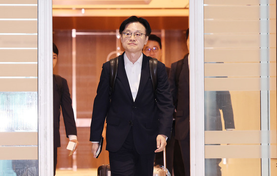 김정관 장관, 내일 오전 美워싱턴 도착…트럼프 관세 위협 속 '주말 담판'