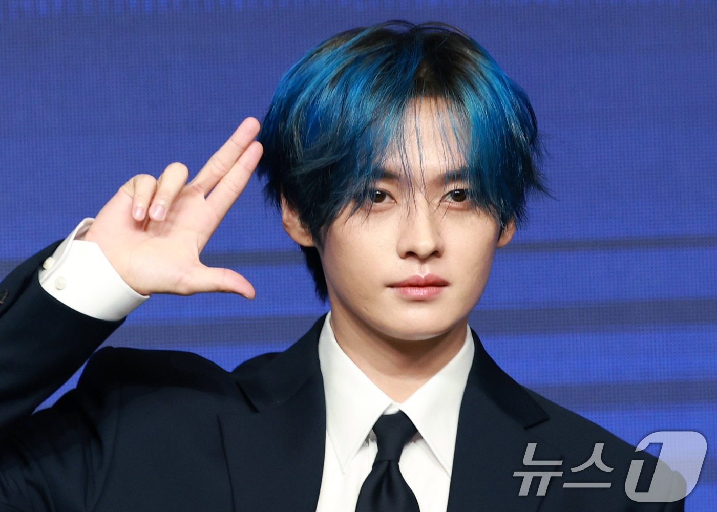 (서울=뉴스1) 권현진 기자 = 스트레이 키즈(Stray Kids) 리노가 22일 오전 서울 영등포구 콘래드호텔에서 열린 네 번째 정규 앨범 ‘KARMA’ 기자간담회에 참석해 포즈 …