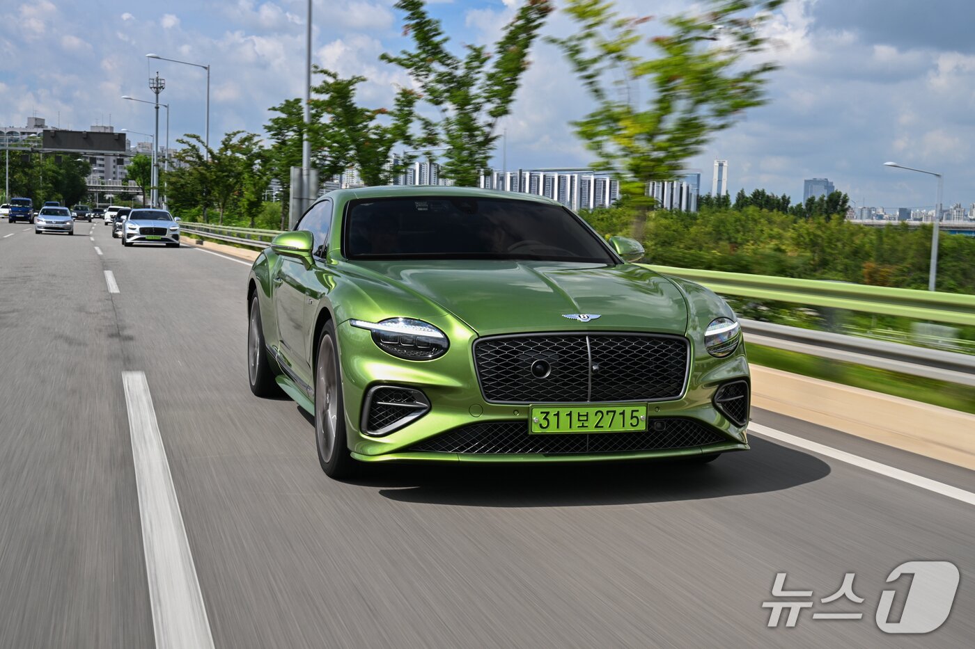 본문 이미지 - 벤틀리 '컨티넨탈 GT 스피드'