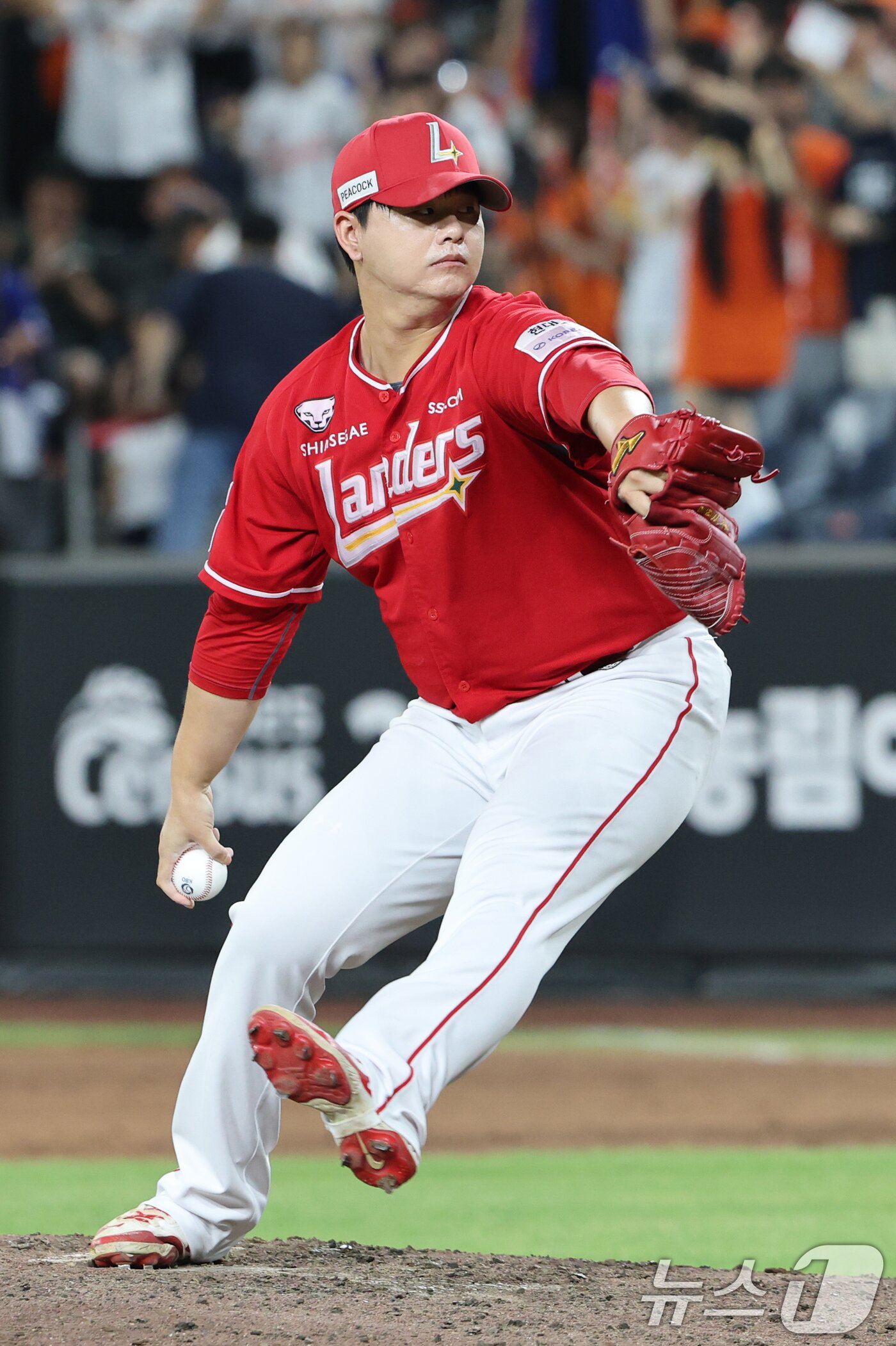 본문 이미지 - SSG 랜더스 오른손 투수 김민. 2025.8.22/뉴스1 ⓒ News1 김기태 기자