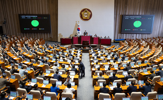 [풍전등화 K기업]③밖에서 치이고 안에서 골병…韓 기업 '내우외환'