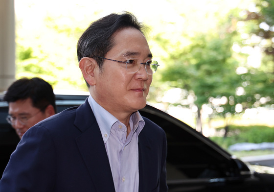 이재용, UAE로 출국…비즈니스 라운드 테이블서 AI·첨단 산업 논의