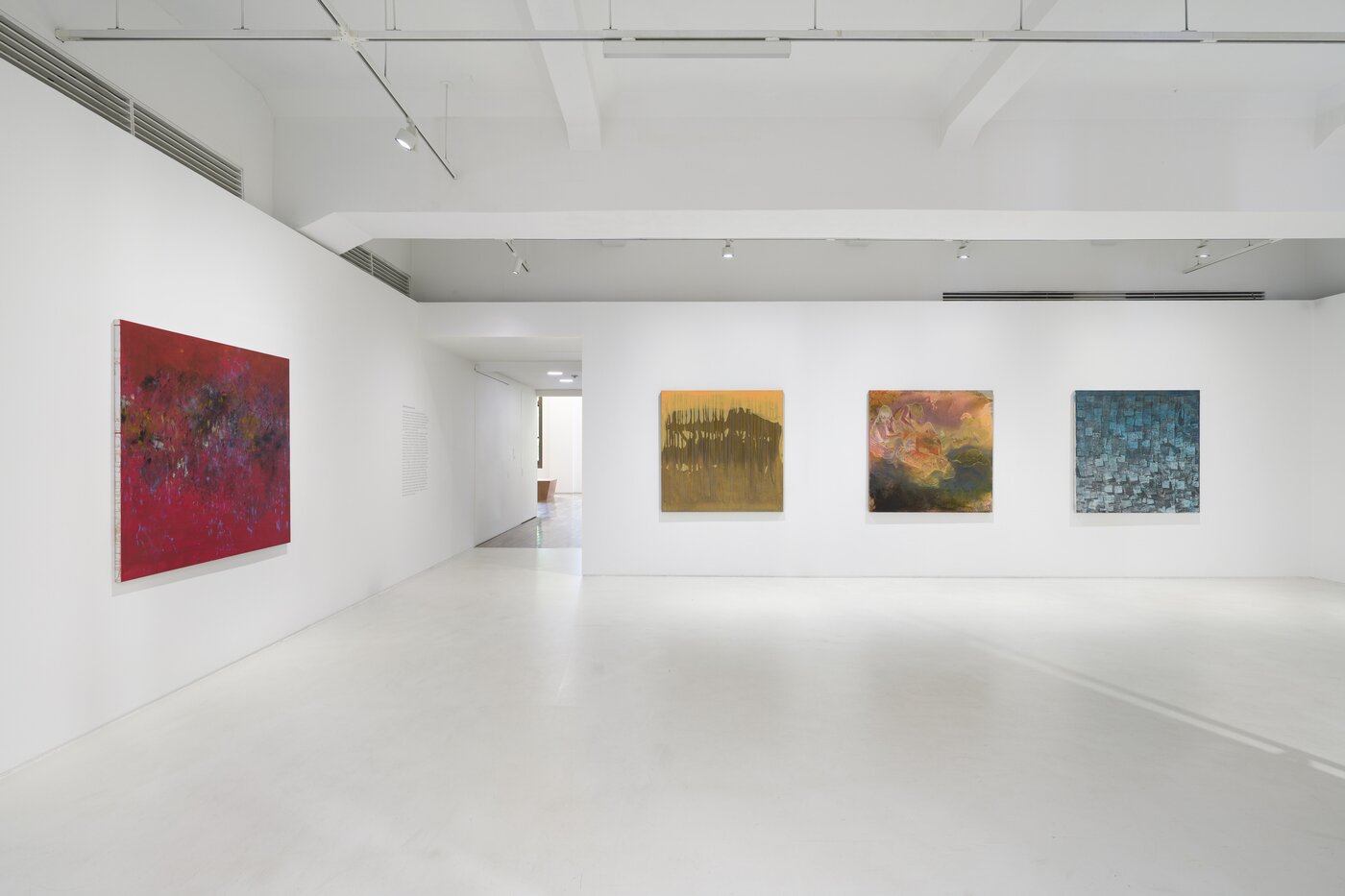 본문 이미지 - 일민미술관, '형상 회로_ 동아미술제와 그 시대. 3전시실 전시 전경. ⓒ 사진 제공: 일민미술관. 사진： 스튜디오 오실로스코프(Studio Oscilloscope)