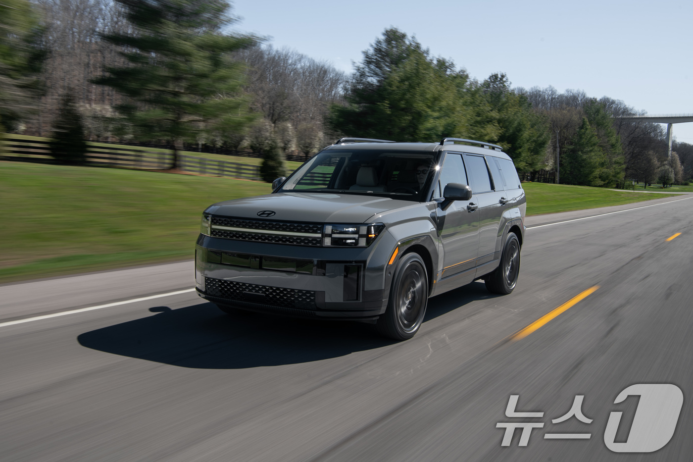 (서울=뉴스1) = 미국의 시장조사기관 J.D.파워는 ‘2025 미국 기술 경험 지수 조사’에서 제네시스가 글로벌 유수의 완성차 브랜드를 제치고 전체 브랜드 및 프리미엄 브랜드 1 …