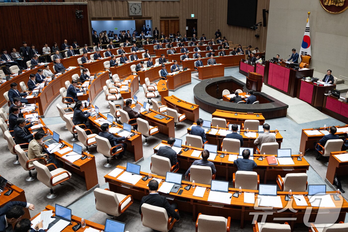 본문 이미지 - 지난해 8월 열린 제428회 국회(임시회) 예산결산특별위원회 제1차 전체회의 모습(사진=뉴스1DB)ⓒ News1