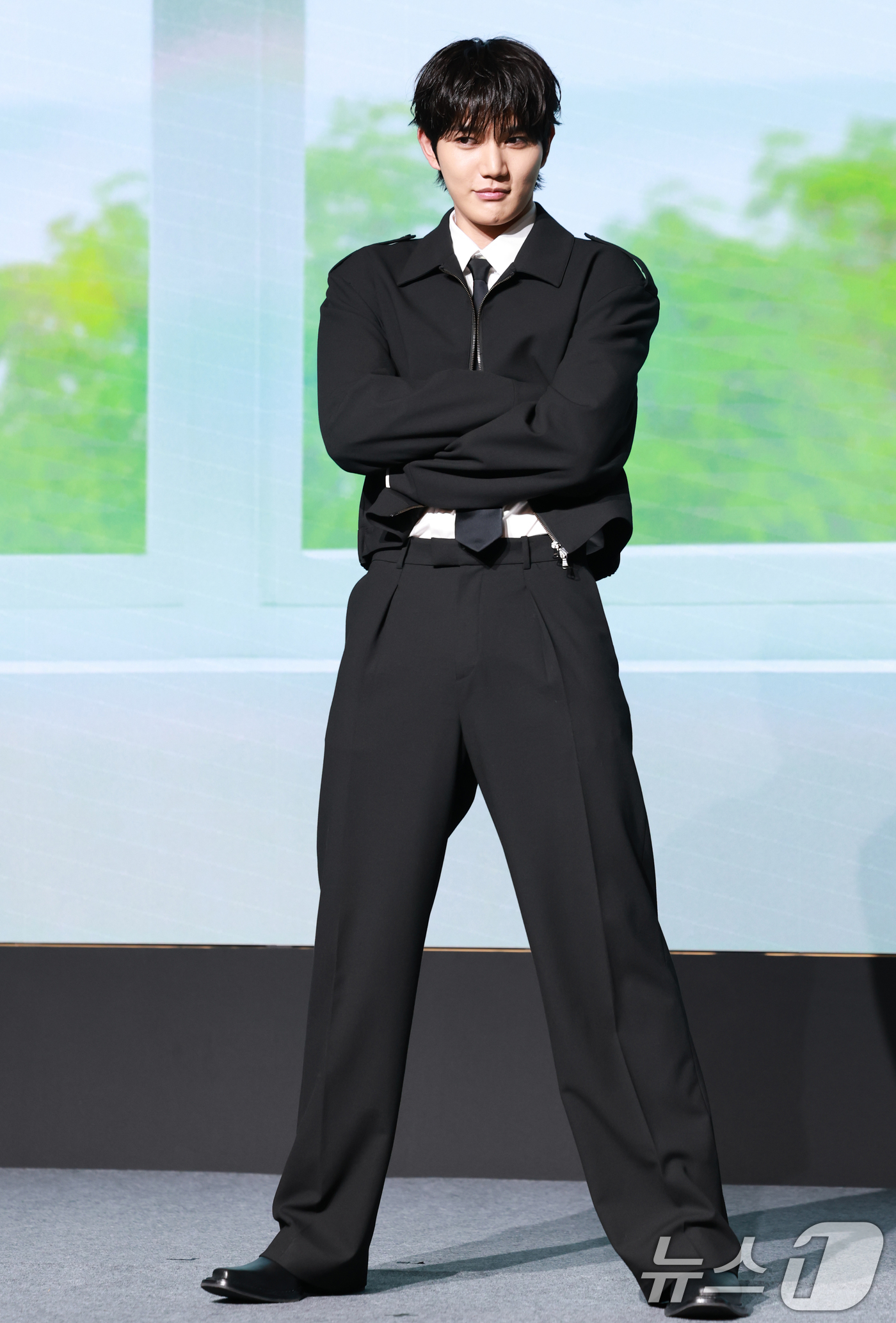 (서울=뉴스1) 권현진 기자 = 배우 윤상현이 25일 오전 서울 마포구 호텔 나루 서울 엠갤러리에서 열린 넷플릭스 영화 '고백의 역사' 제작보고회에 참석해 포즈를 취하고 있다.'고 …