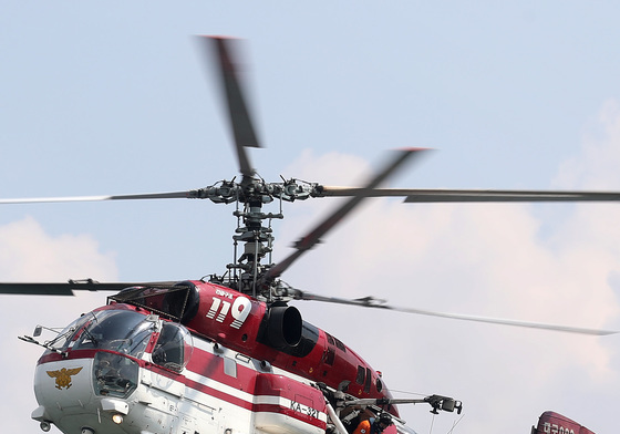 팔공산 갓바위 인근 청소작업 70대 남성 추락 중상…헬기 이송