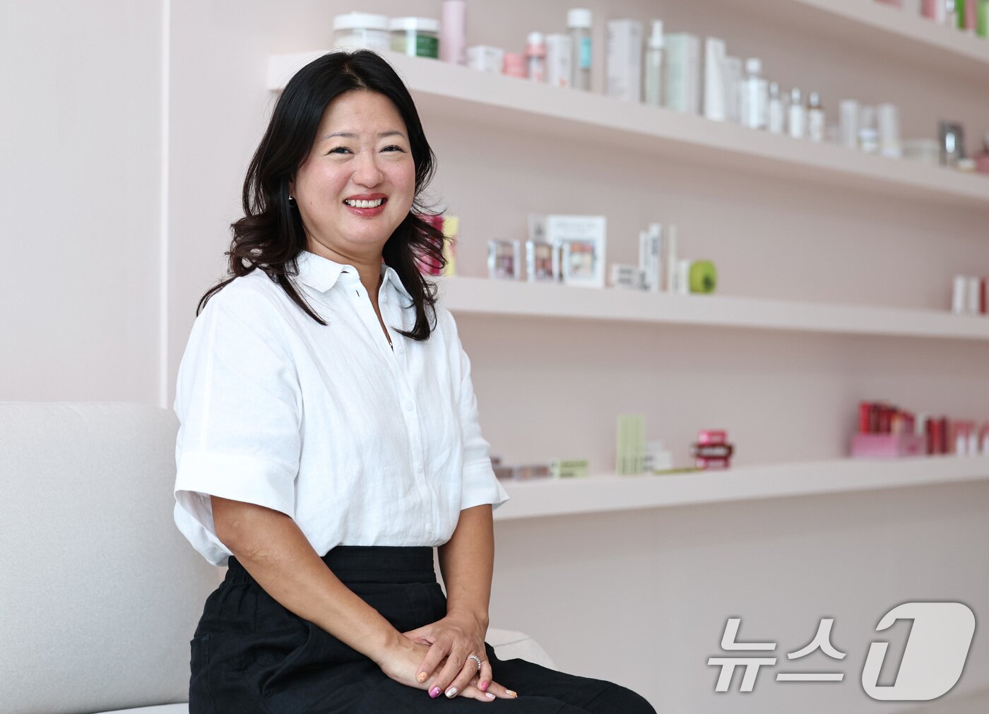 본문 이미지 - 정새라 랜딩인터내셔널 대표가 서울 성동구 한국지사에서 뉴스1과의 인터뷰에 앞서 포즈를 취하고 있다. 2025.8.25/뉴스1 ⓒ News1 구윤성 기자