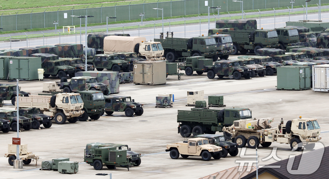 (평택=뉴스1) 김영운 기자 = 도널드 트럼프 미국 대통령이 25일(현지시간) 백악관에서 가진 이재명 대통령과의 한미 정상회담에서 뜬금없이 '주한미군 기지 부지 소유권'을 원한다고 …