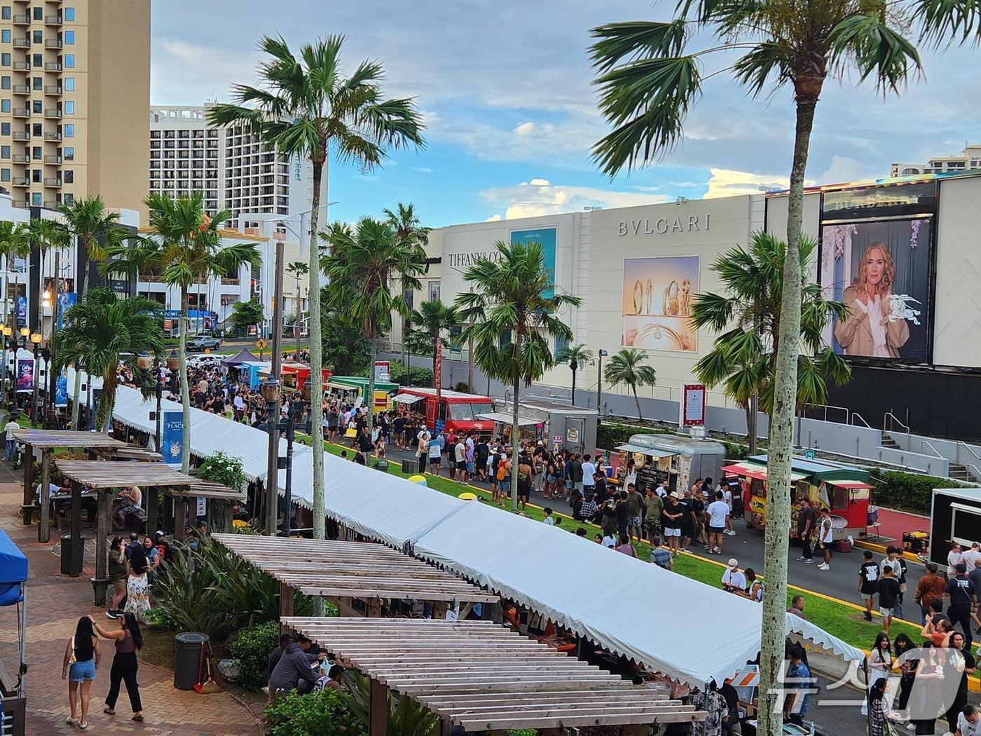 본문 이미지 - 괌 투몬 야시장 플레저 아일랜드&#40;괌정부관광청 제공&#41;