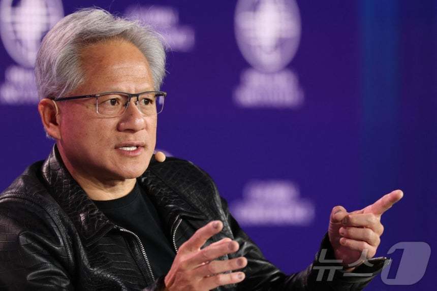 본문 이미지 - 젠슨 황 엔비디아 CEO ⓒ AFP=뉴스1