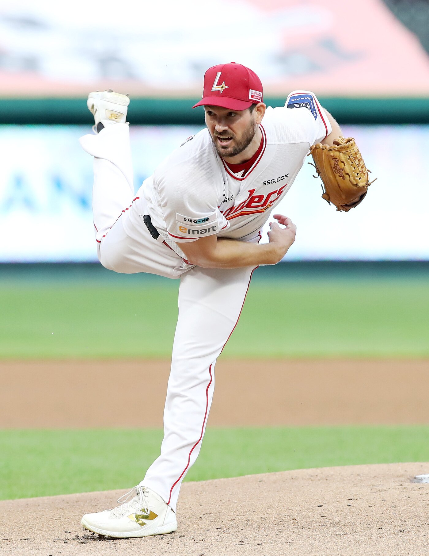 본문 이미지 - SSG 랜더스 외국인 투수 드류 앤더슨이 27일 열린 KBO리그 인천 KIA 타이거즈전에서 시즌 200탈삼진을 달성했다. (SSG 랜더스 제공)