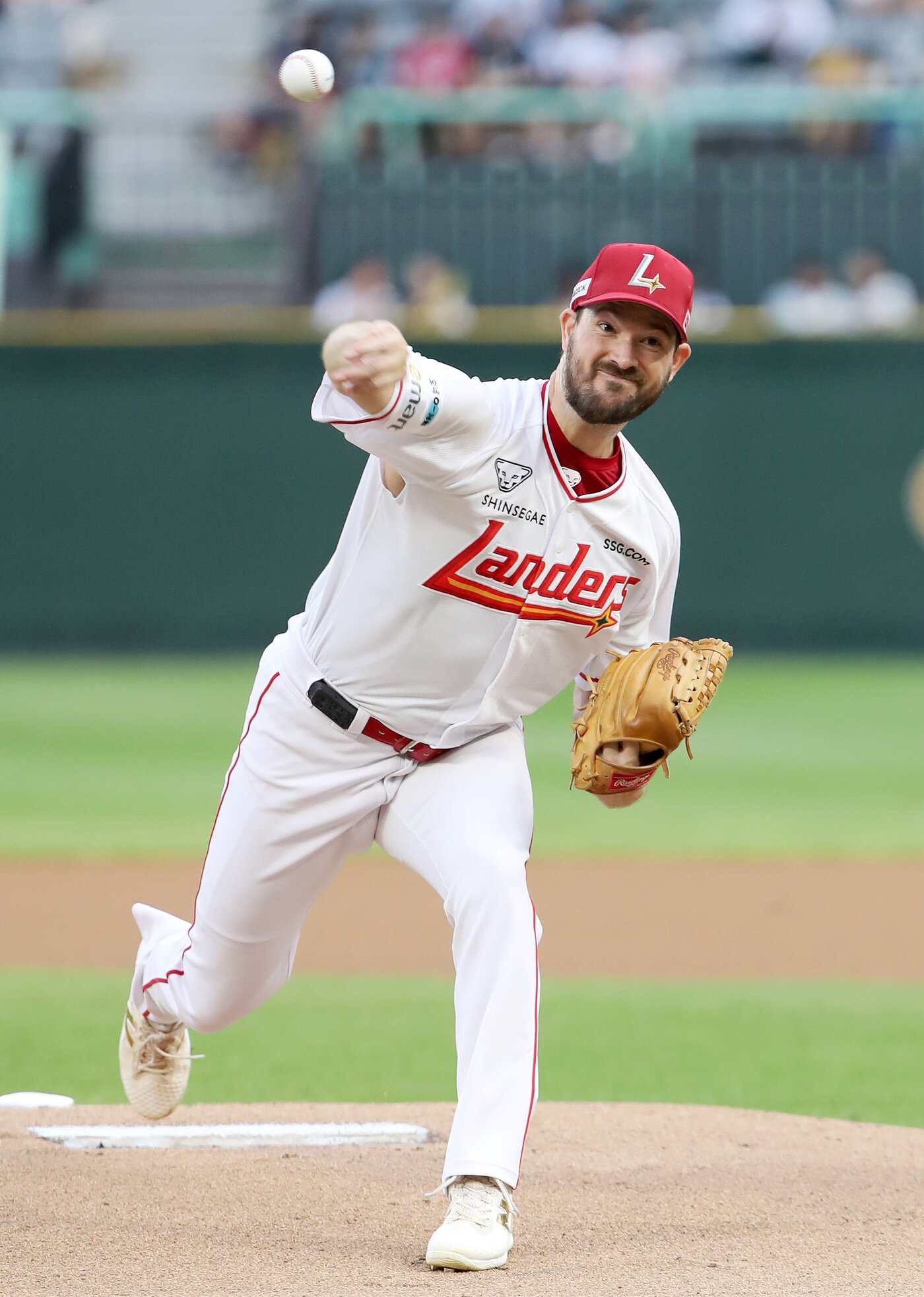 본문 이미지 - SSG 랜더스 외국인 투수 드류 앤더슨이 27일 열린 KBO리그 인천 KIA 타이거즈전에서 시즌 200탈삼진을 달성했다. &#40;SSG 랜더스 제공&#41;